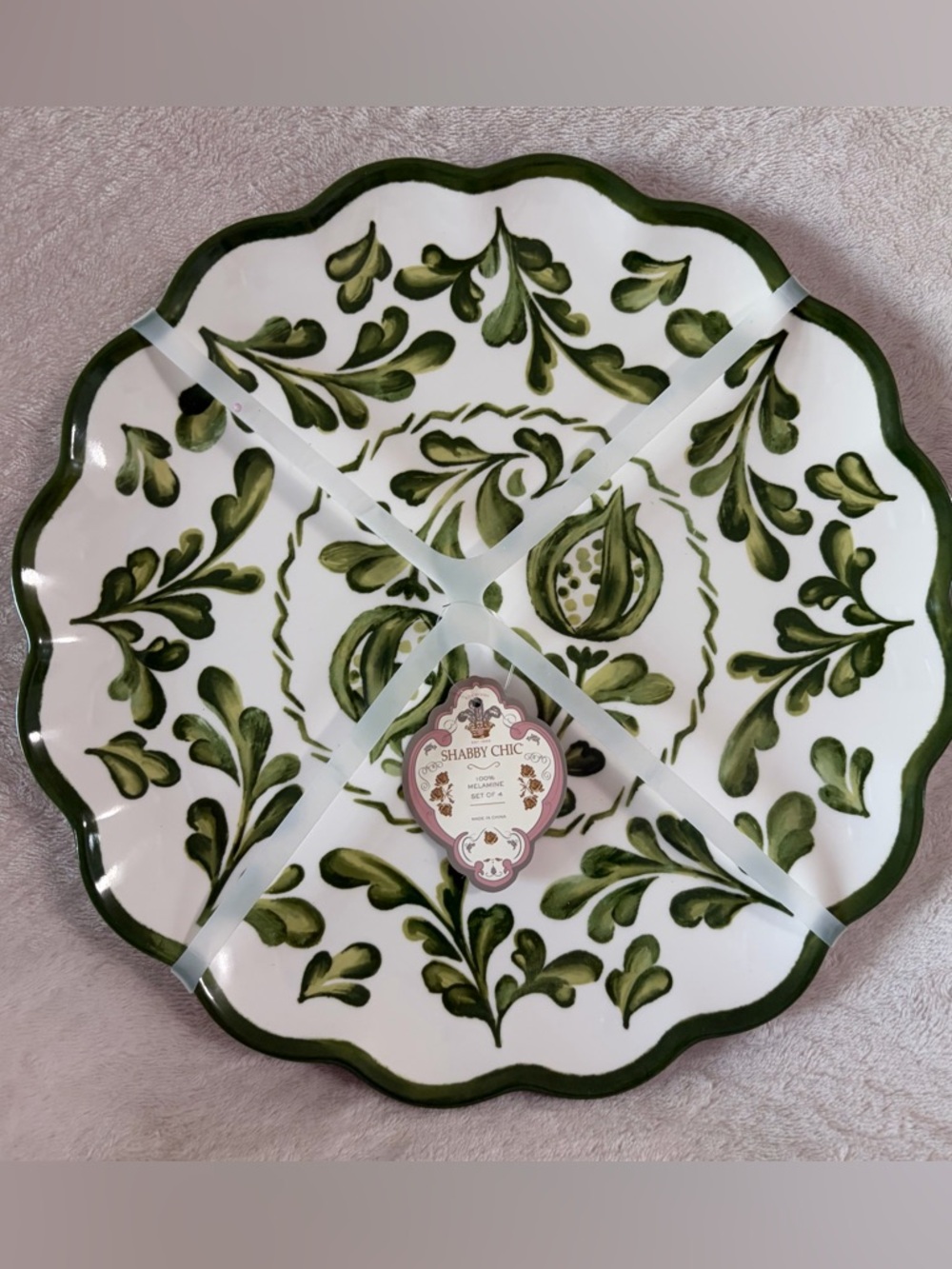 NWT Shabby Chic Green Leaf Scalloped Dinner Plates Set of 4